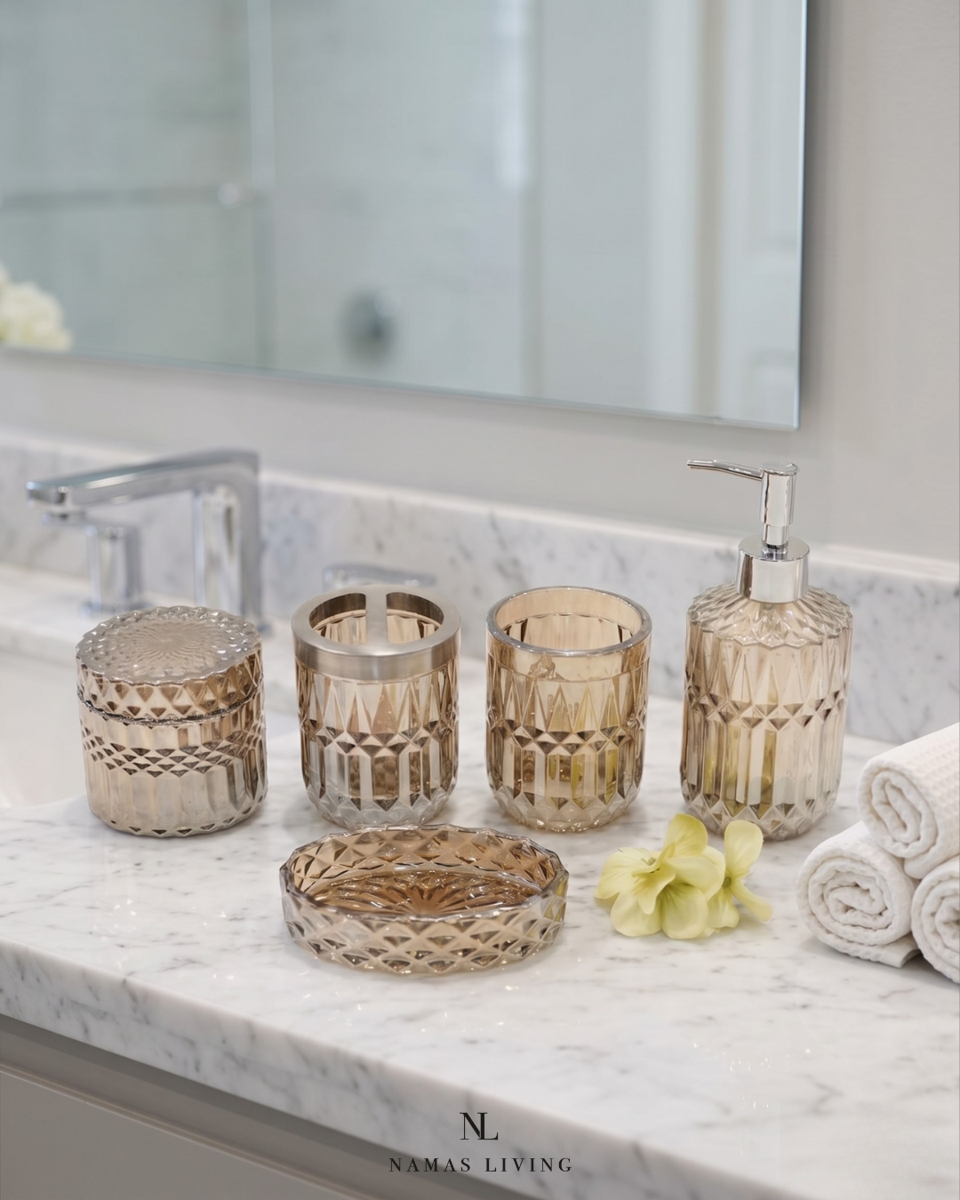 Victoria Bathroom Set