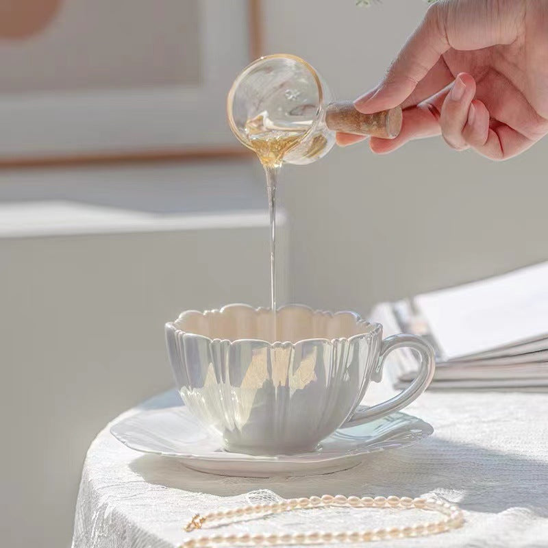 GIFTING INSPIRATION - Petal Mug and Saucer Set