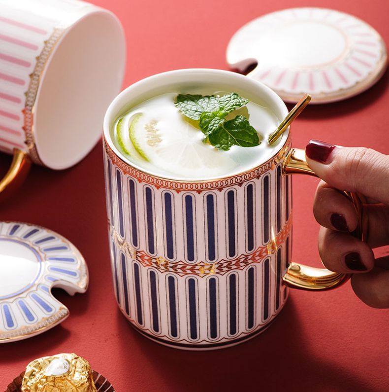 GIFTING INSPIRATION - Blue and Pink Royale Drinking Mug
