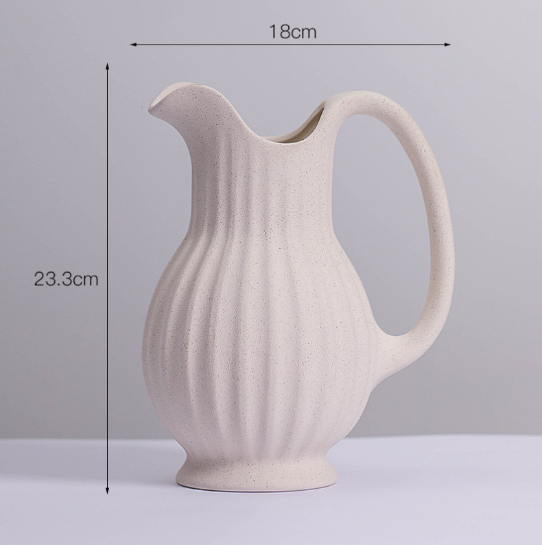 Akira Contemporary Vase