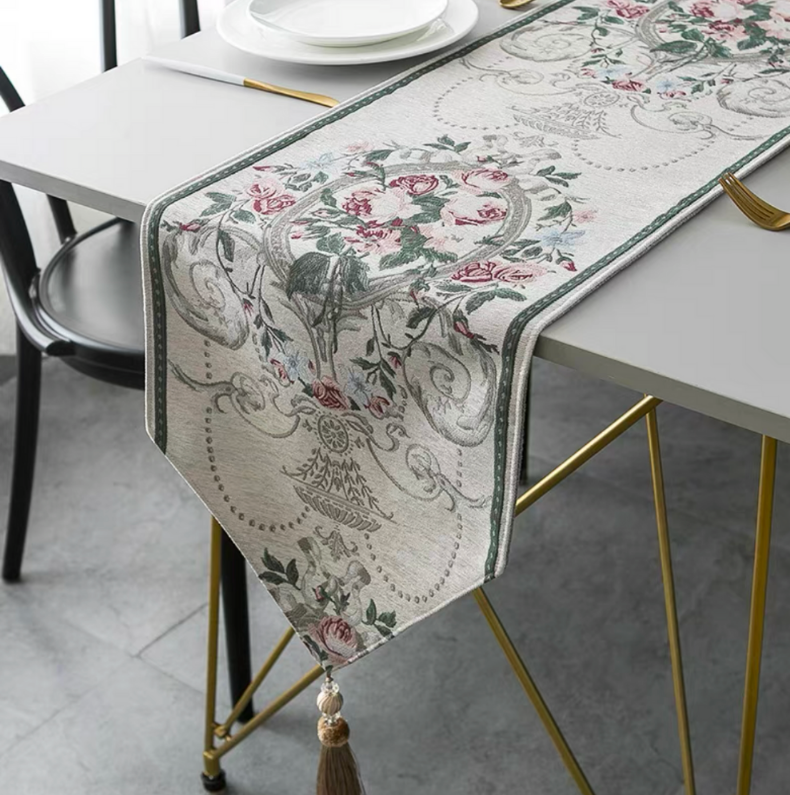 Victoria Table Runner