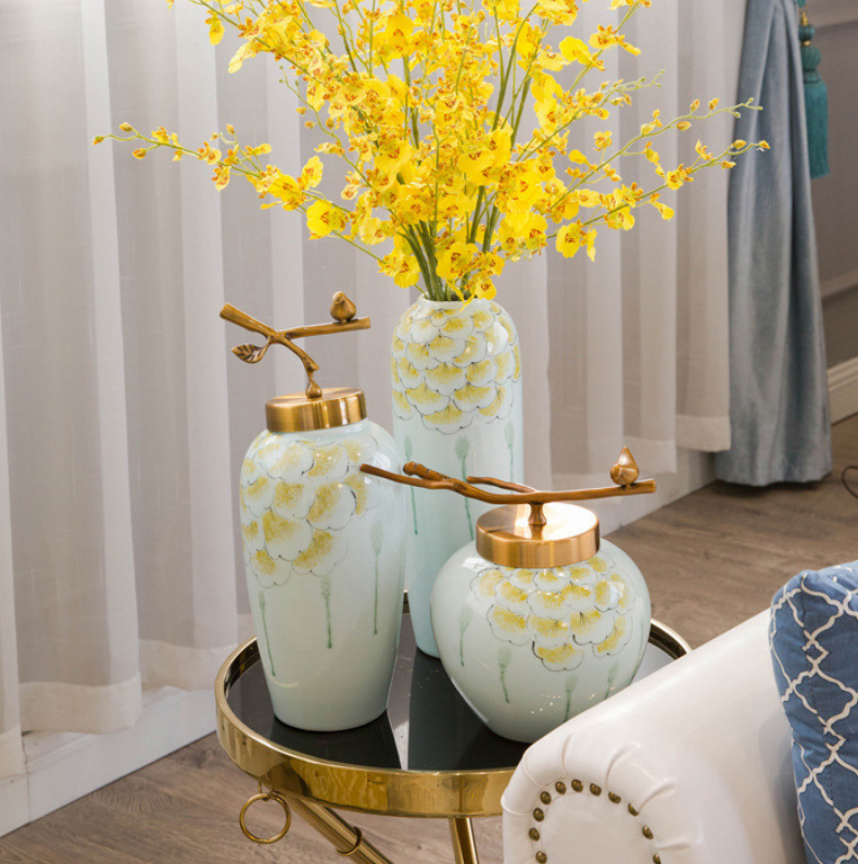 Primrose Ginger Jar Vase
