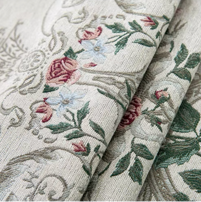 Victoria Table Runner