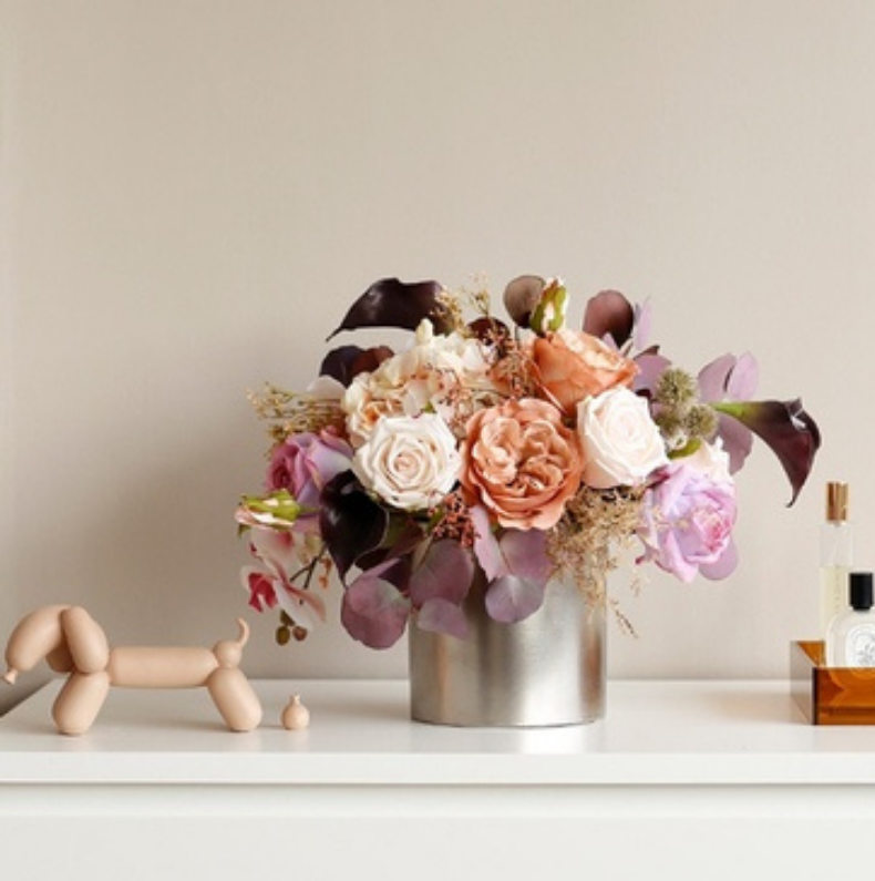 Cordoba Flowers & Vase