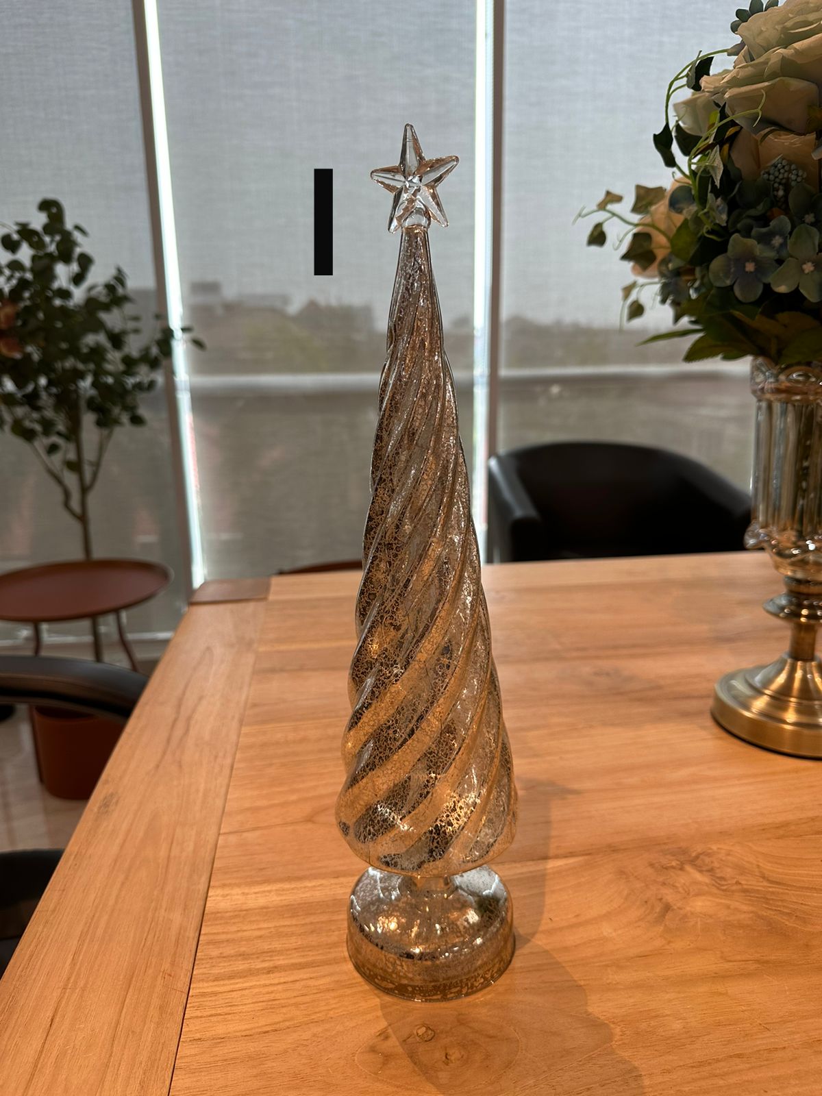 Glowing Glass Christmas Tree Decoration