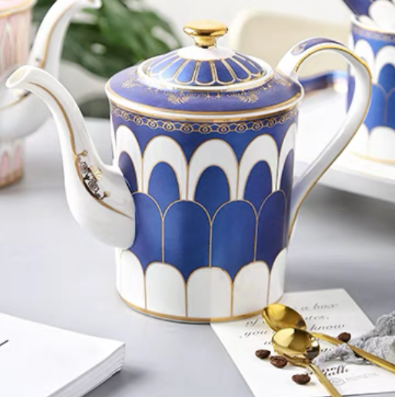 Victoria Blue Beverages Set