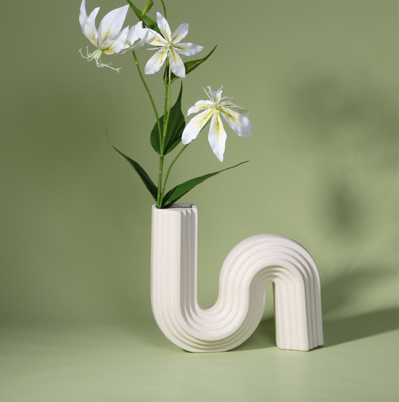 Vincy Contemporary Vase