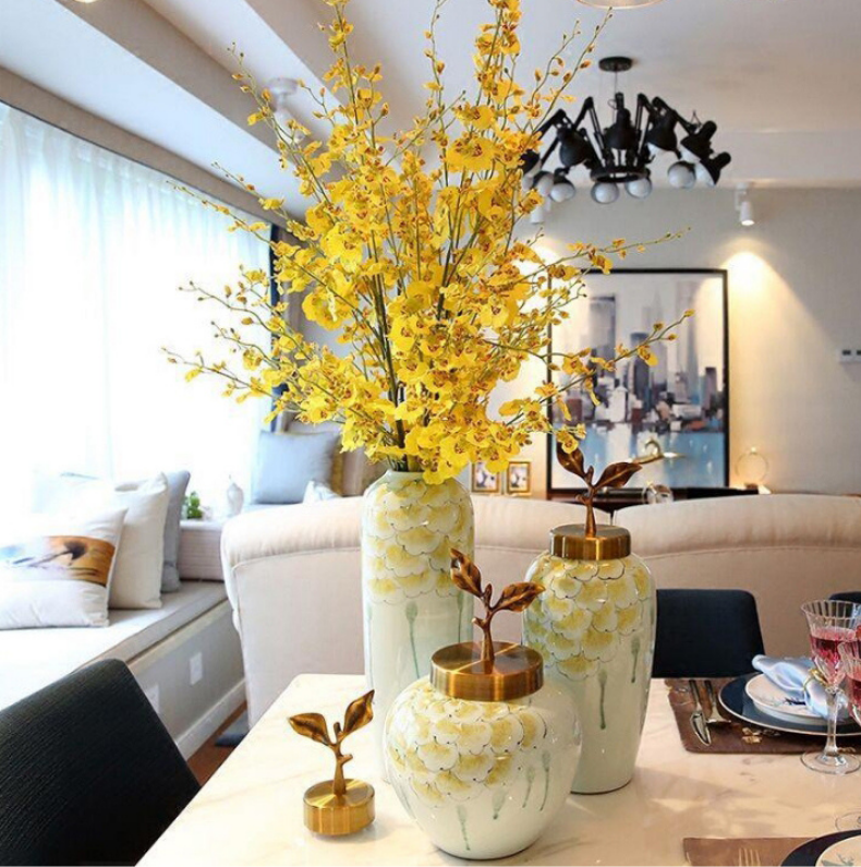 Primrose Ginger Jar Vase