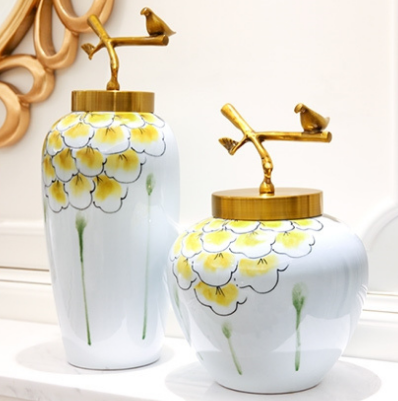 Primrose Ginger Jar Vase