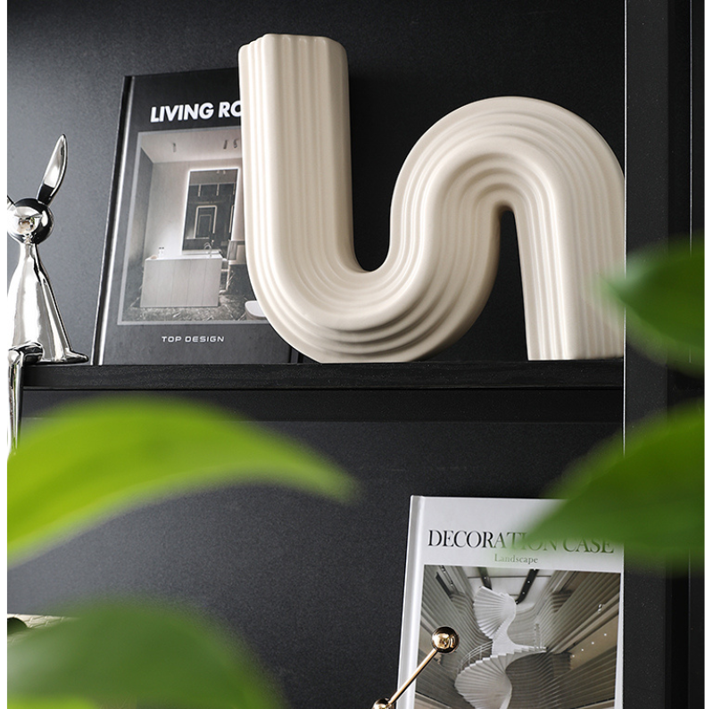 Vincy Contemporary Vase