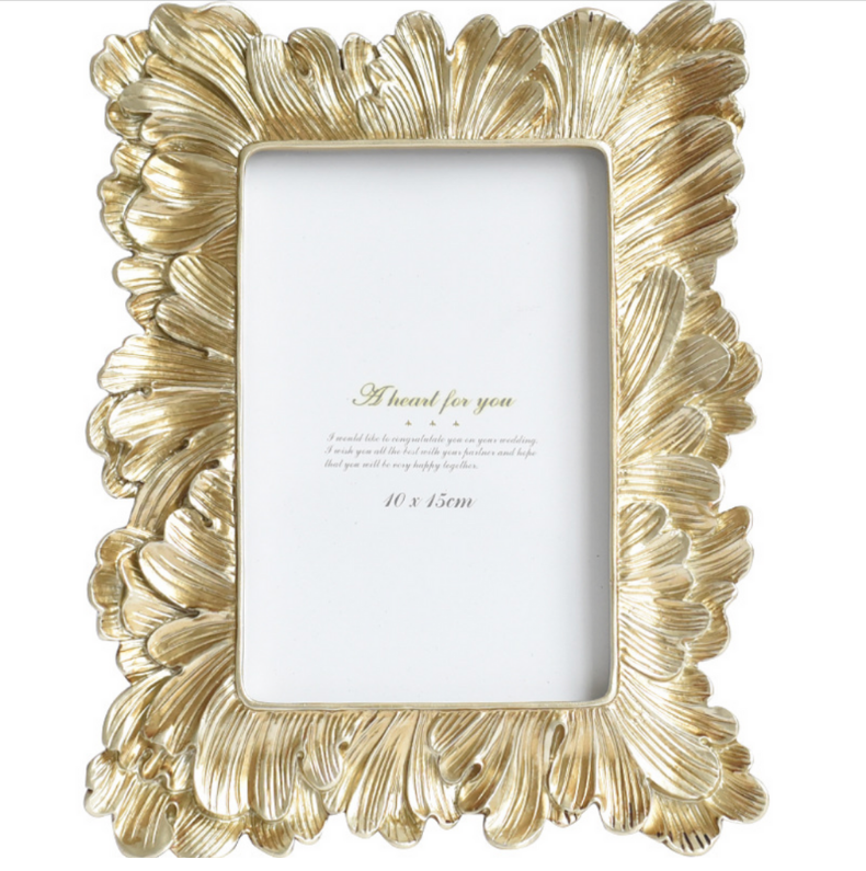 GIFTING INSPIRATION - Regal Pictures Frames