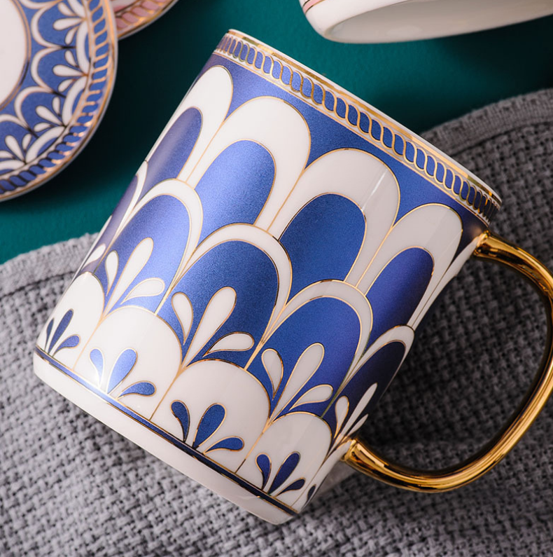 Blue and Pink Wavy Royale Drinking Mug