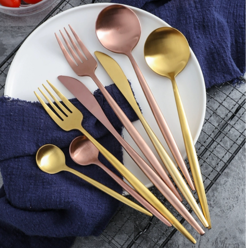 Lafayette All Gold flatware - Utensil