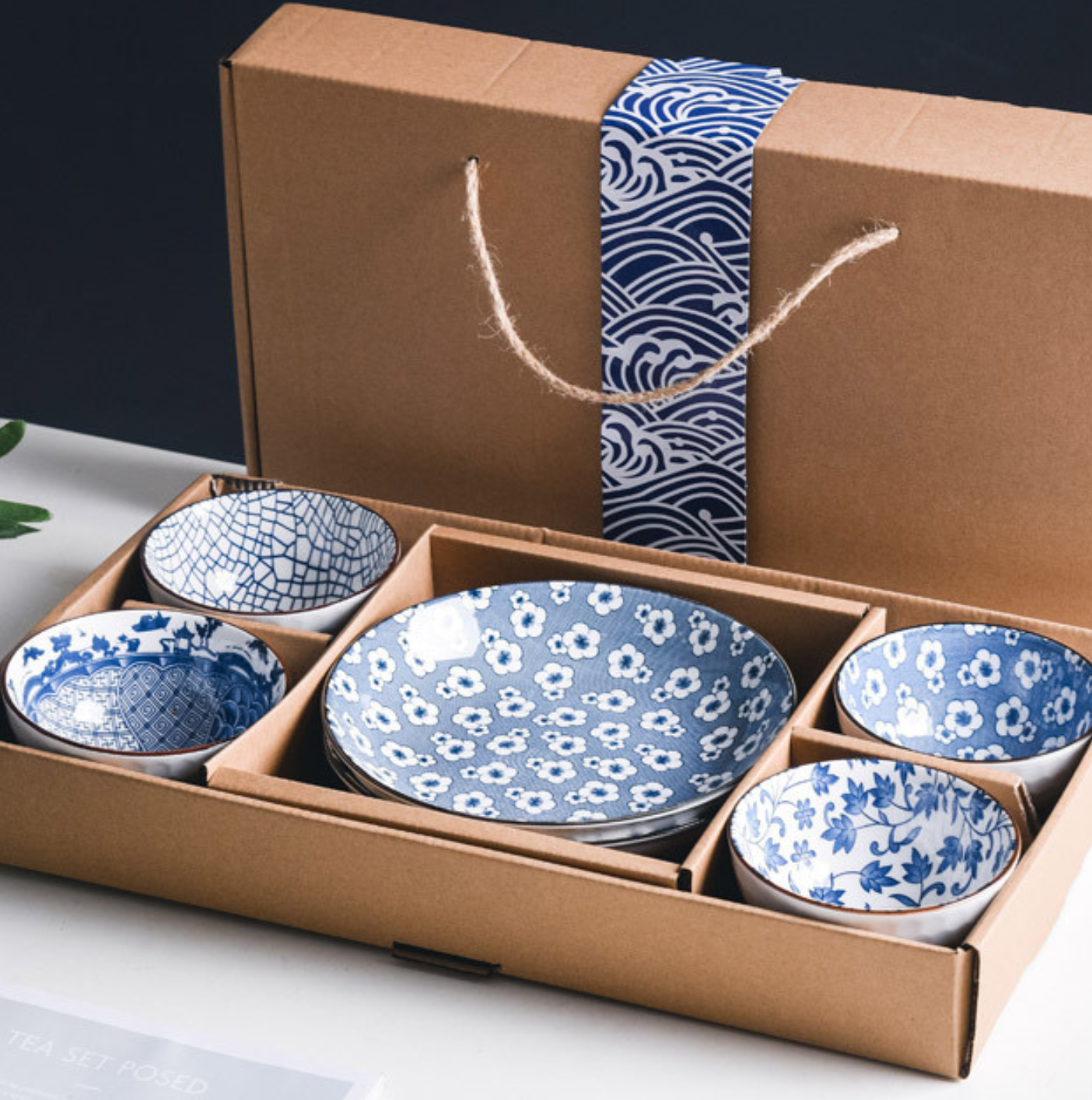 Mina Hampers Set