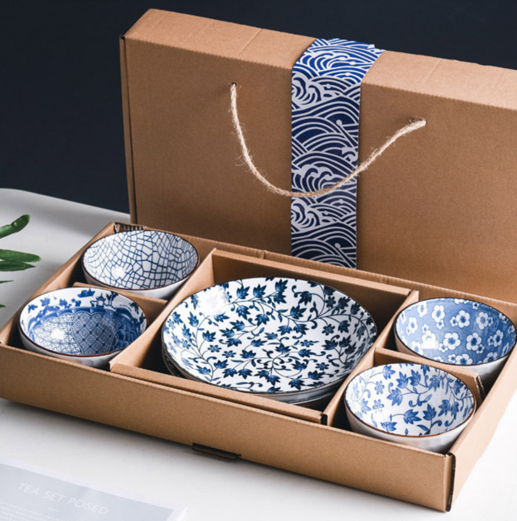 Mina Hampers Set