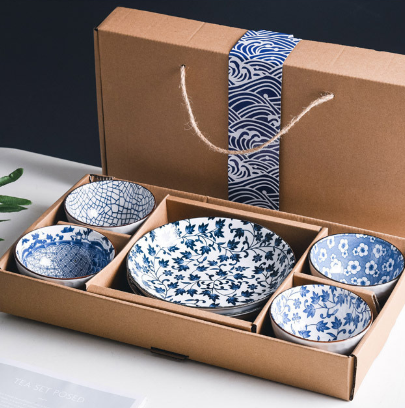 Mina Hampers Set